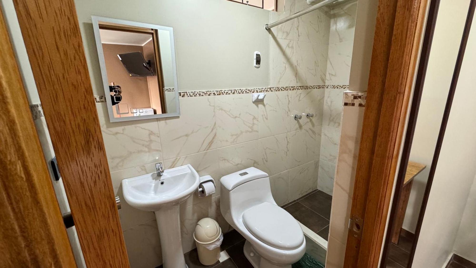 Hostal Tinkoj Chavín de Huantar 外观 照片